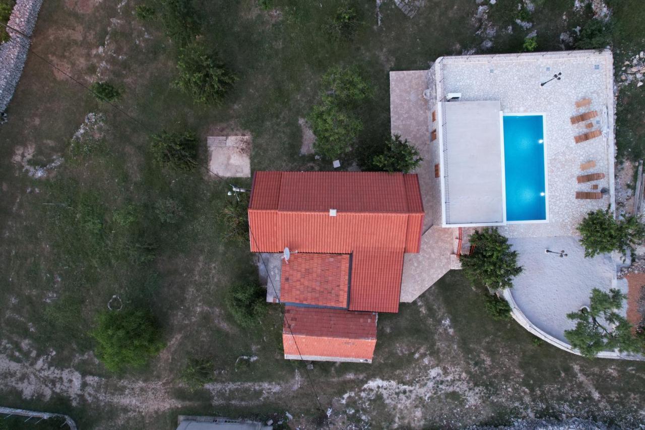 Patakun Holiday Home For 5, With Heated Pool Lecevica Exterior foto